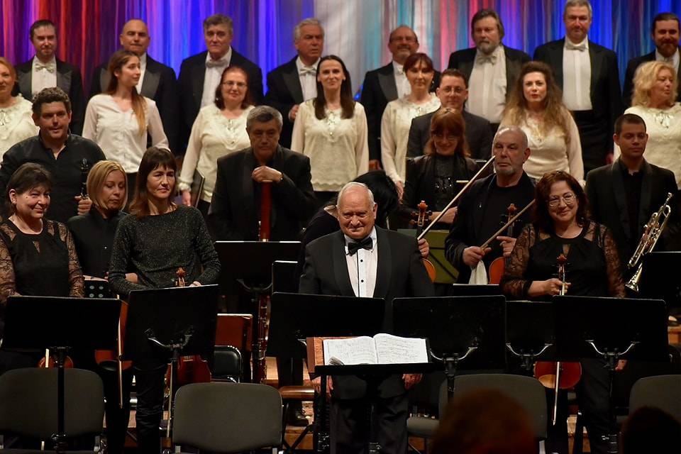 Вълнуващ финал на 2023-та с Коледния концерт в Бургаската опера в четвъртък